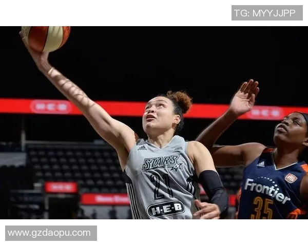 WNBA激战银星对决风暴谁能在季后赛中脱颖而出争夺荣耀