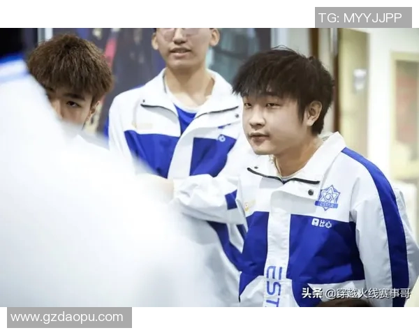 华拉古斯与普马斯激情对决谁能在赛场上笑到最后